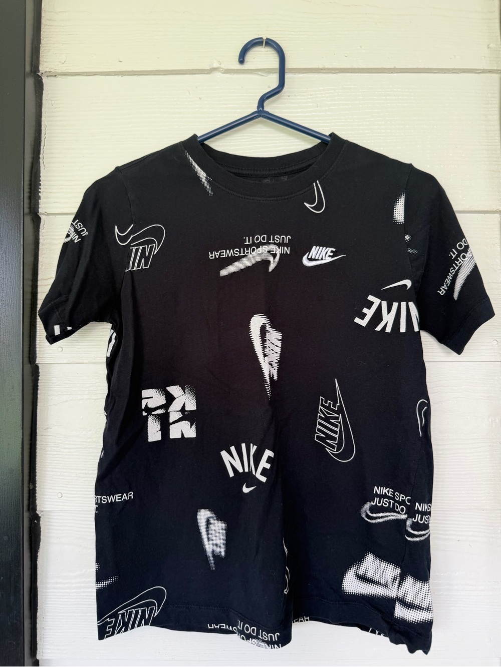 Nike Black Short‑Sleeve Logo Print T-Shirt